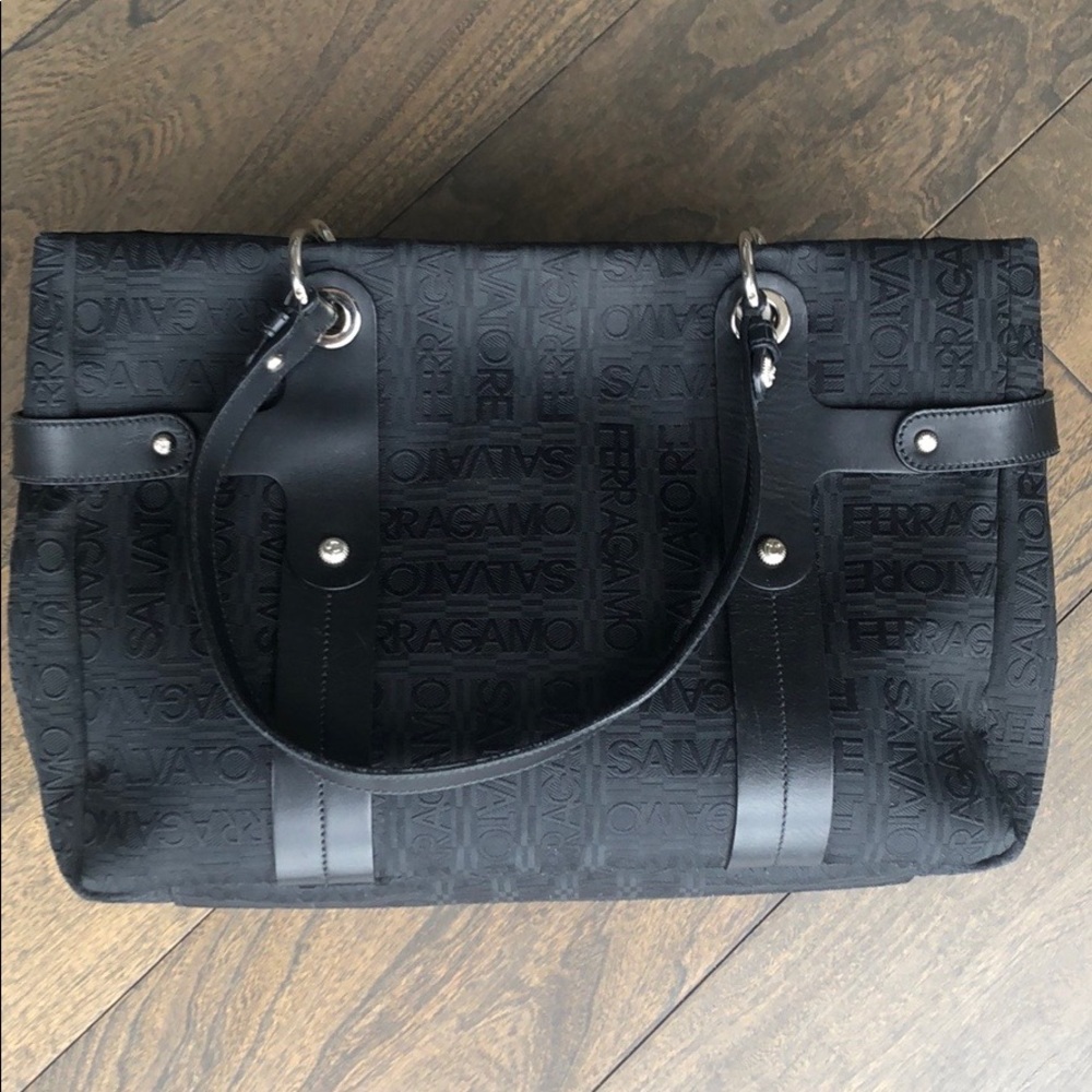 Ferragamo Shoulder Bag